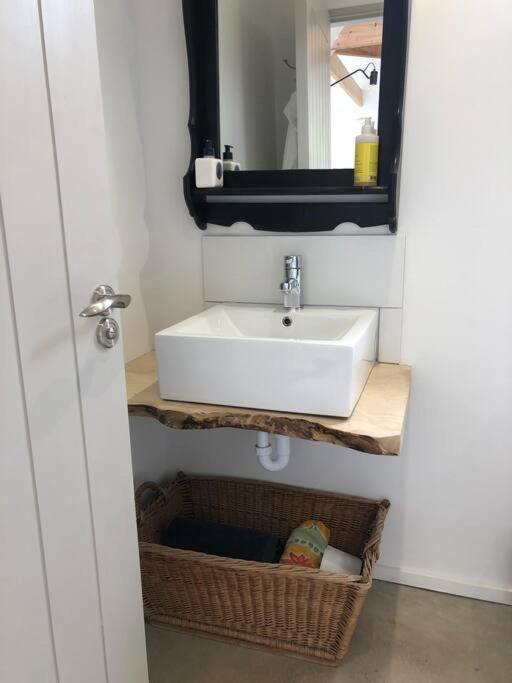 Lough Hyne Cottage Скибърийн Екстериор снимка